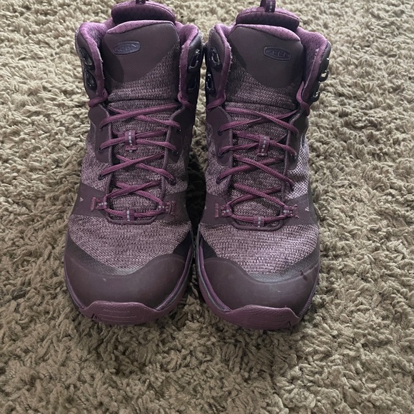 Keen Shoes - Keen Women's Purple Hiking Boots
